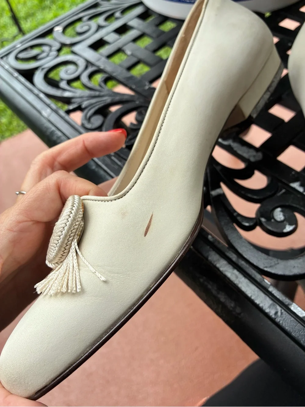 Salvatore Ferragamo Boutique Ivory Leather Tassel Flats Loafers Italy 8